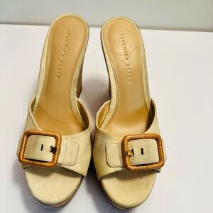 VERONICA BEARD DONATA-WEDGE SANDALS-Sz 9M-YELLOW